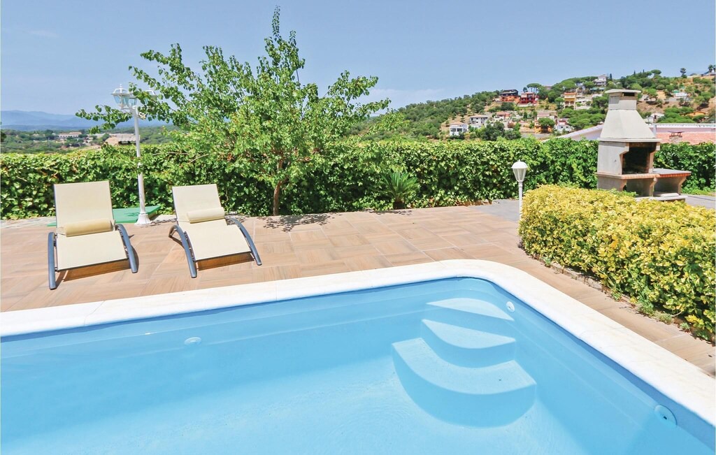 El Mas Mora House | 3 bedroom accommodation in Tordera