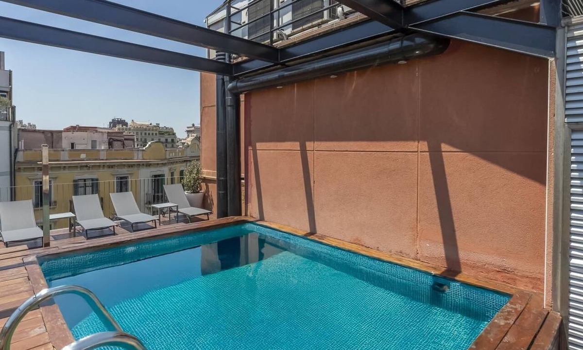 el Fort Pienc Apartment | 3 rooms Barrio Gotico Duplex, Terrace and Pool - 8 pax - Free WiFi