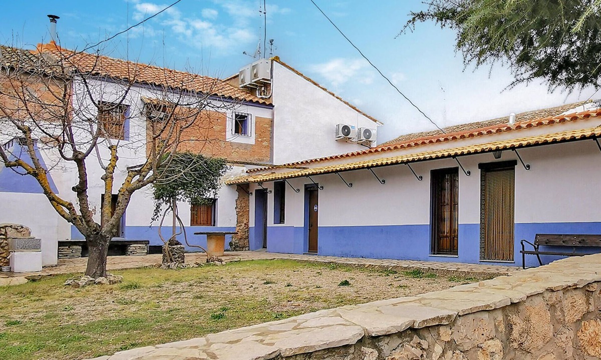 Cofrentes House | 6 bedroom stunning home in Cofrentes