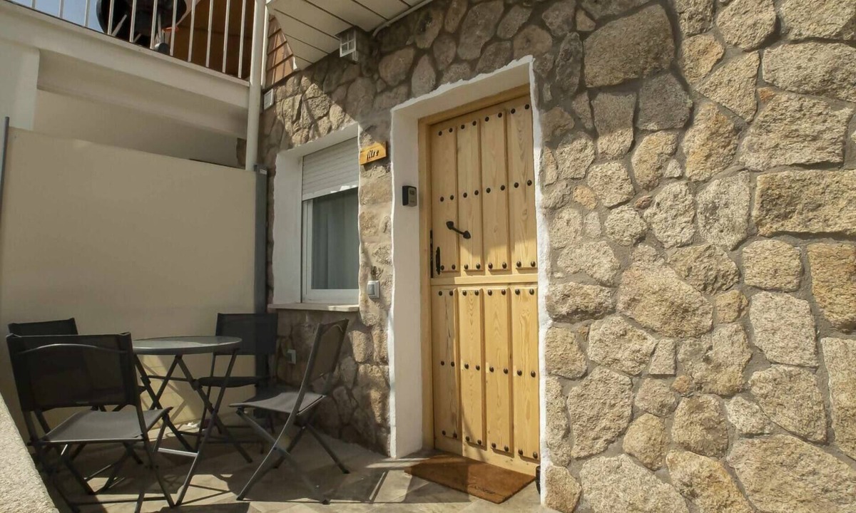 Navarredonda de Gredos Apartment | Air. Apartment prices. Villa de Gredos.