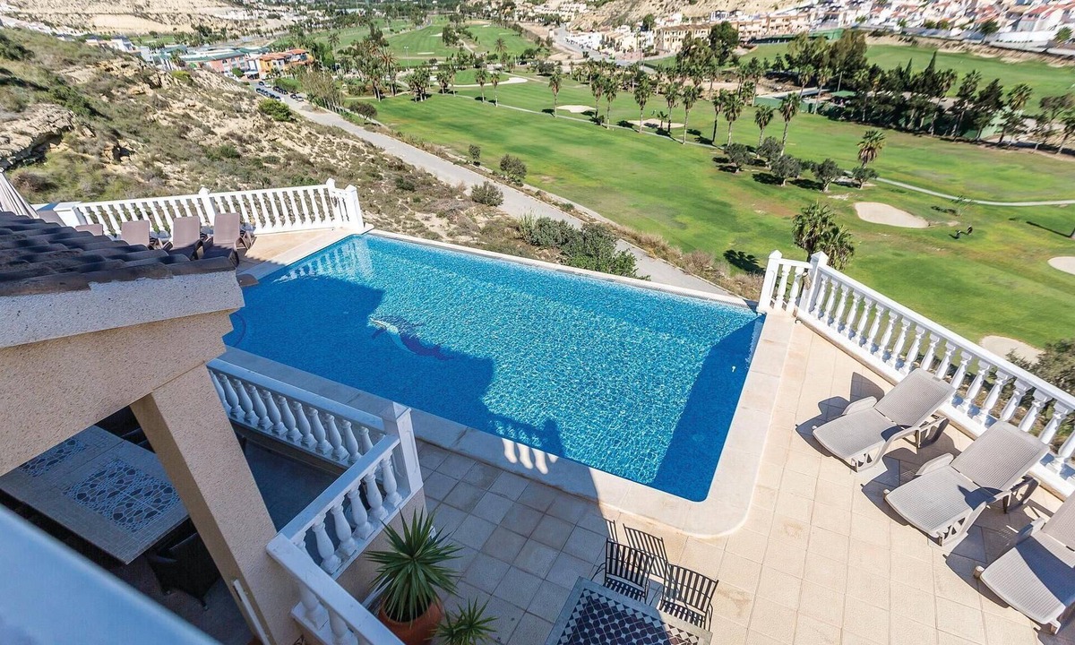 Rojales House | Amazing home in Ciudad Quesada-Rojales