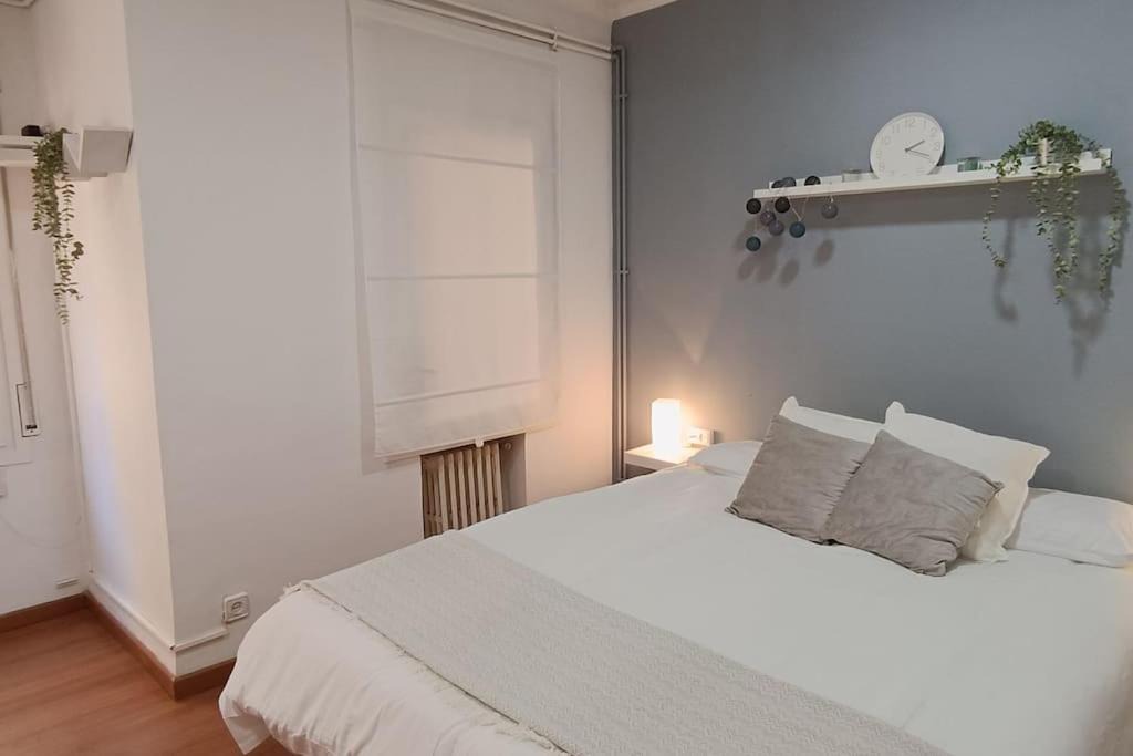Premia de Mar Apartment | Apartamento Gran Via para 6 en el centro de Premià