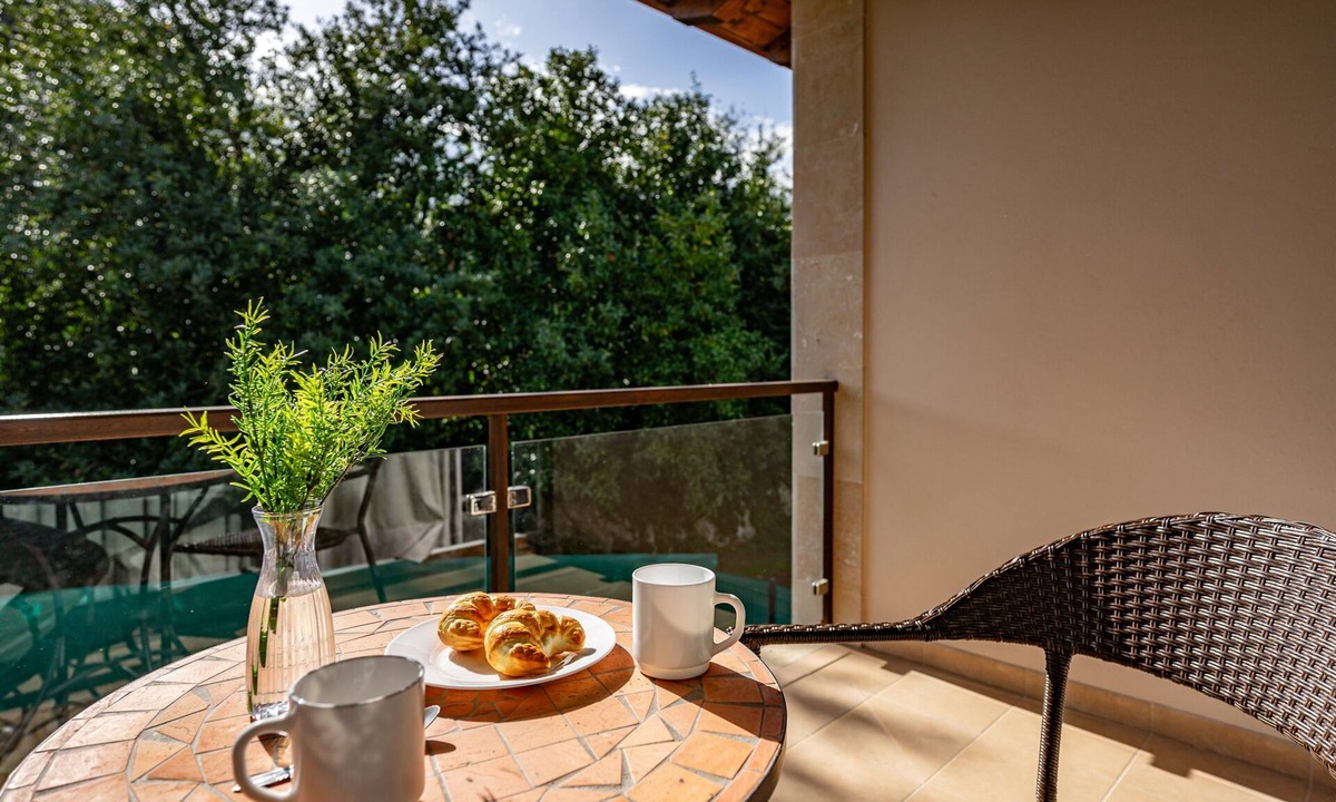 La Galguera Apartment | Apartment '2 Plazas 3 Ballota Sin Jardin B' with Mountain View, Private Terrace and Balcony