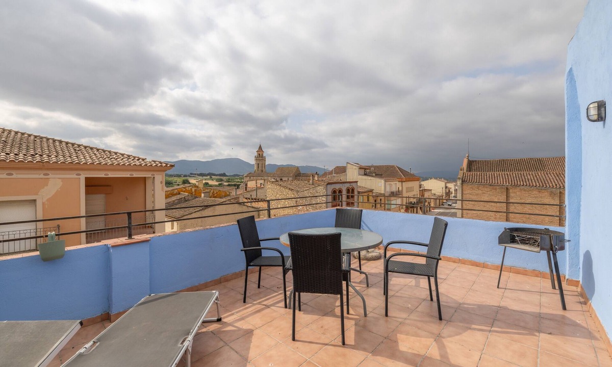 Pira House | Apartment 'Cal Capdevila Verd' with Mountain View, Wi-Fi and Air Conditioning