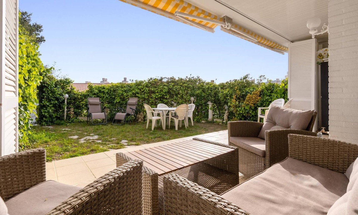 Platja d'Aro Apartment | Apartment with private garden and pool 1km beach