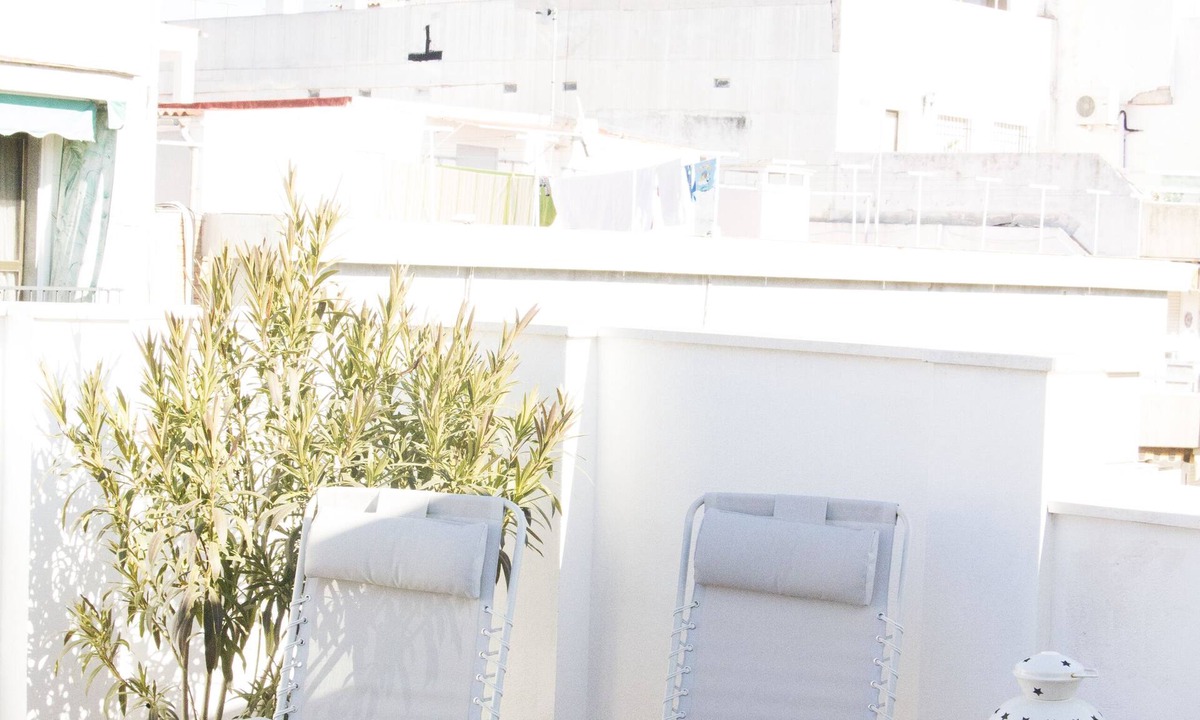 Ciudad Jardin Apartment | ATTIC WITH SPECIAL TERRACE