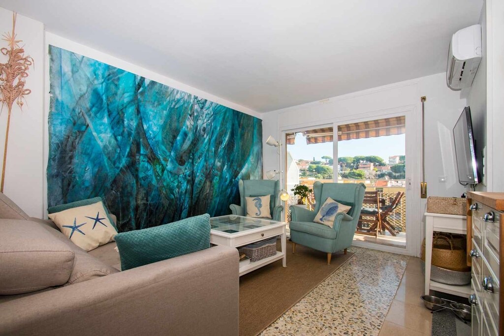 Arenys de Mar Apartment | ATTIC WITH TERRACE AND SEA VIEWS IN ARENYS DE MAR