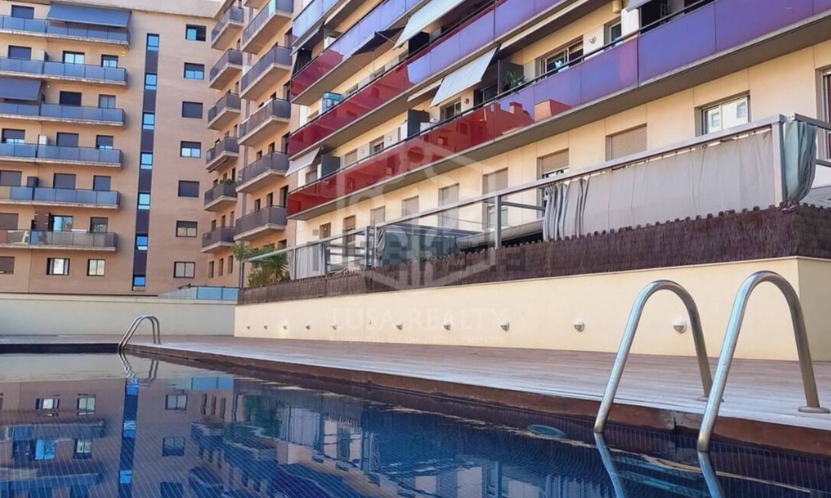 El Parc i la Llacuna del Poblenou Apartment | Barcelona Beach Breeze