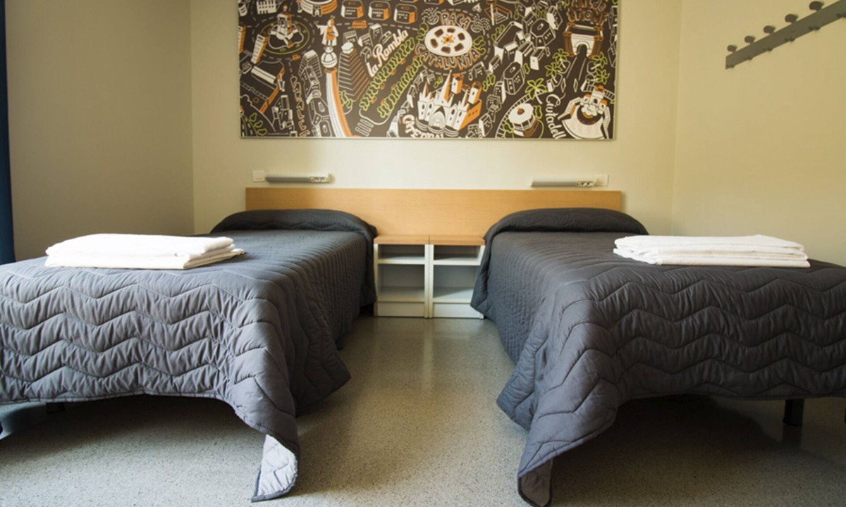 Les Corts Hostel | Barcelona Pere Tarrés Hostel