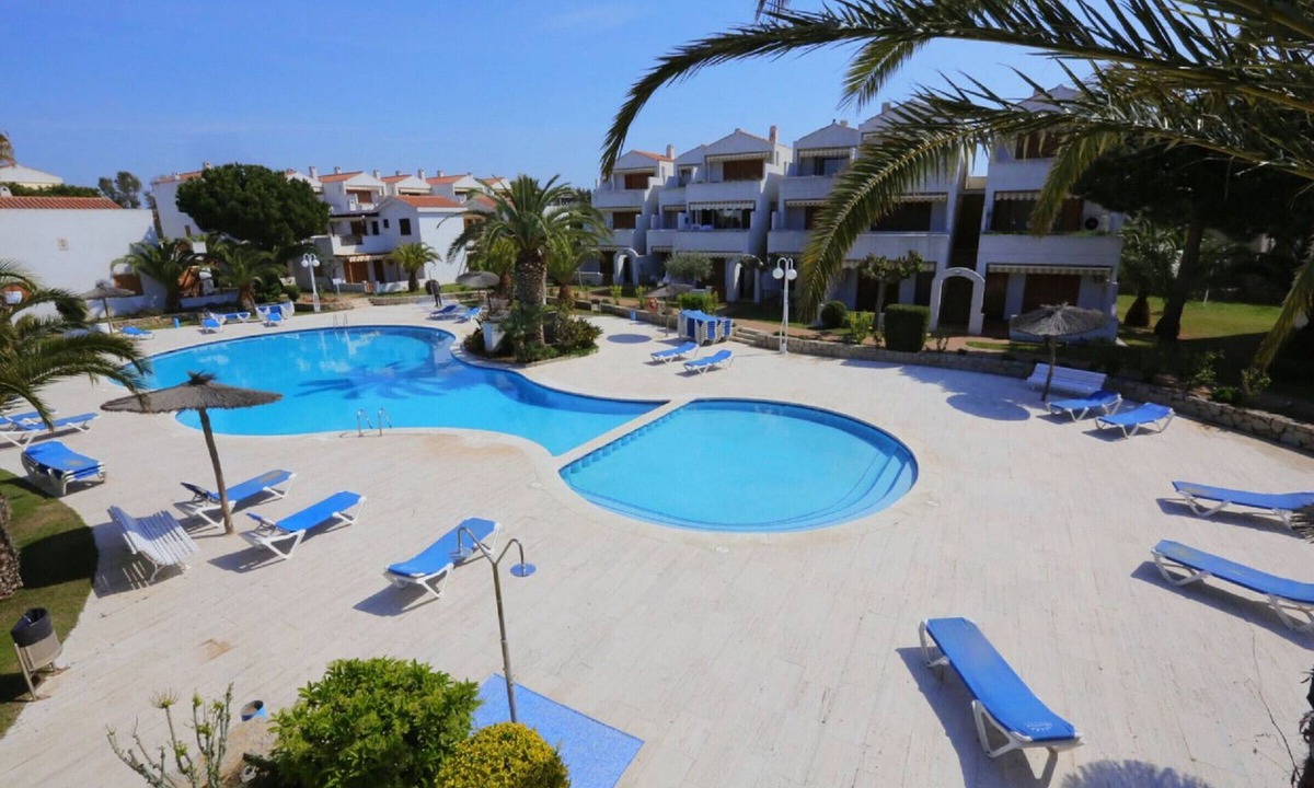 La Pineda Apartment | Beach 100m Away & Pools - Punta Prima
