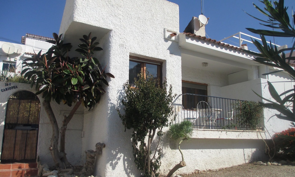 Coveta Fuma House | BUNGALOW (SAT SMARTTV & INTERNET)-COVETA FUMA -EL CAMPELLO