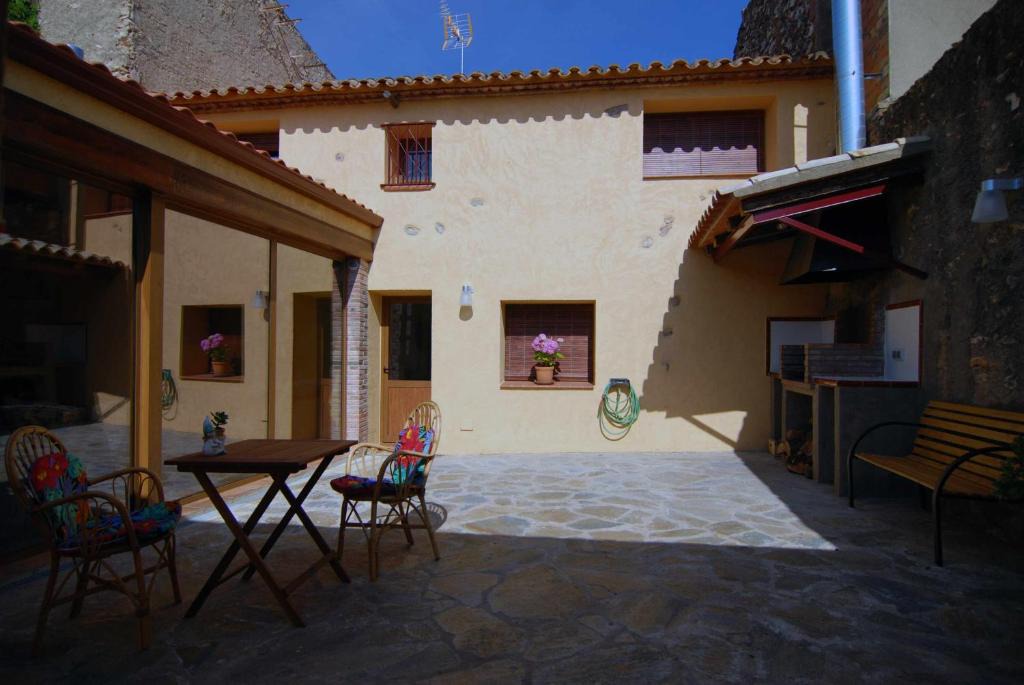 El Rourell House | Ca lHorténsia