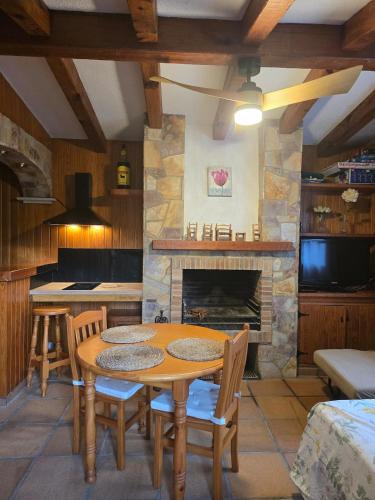 Cabrils Ski Chalet | Can Marisu, Casita privada
