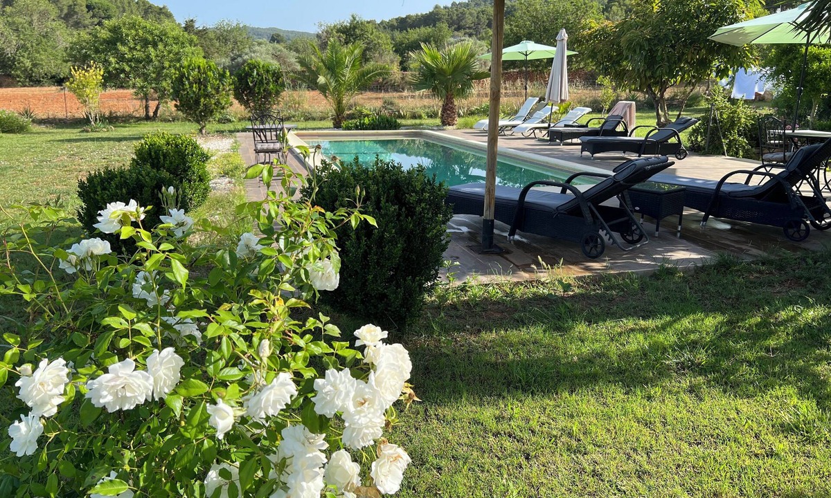 Sant Antoni de Portmany House | Can Pepis for couples who enjoy the natural surroundings and tranquility.
