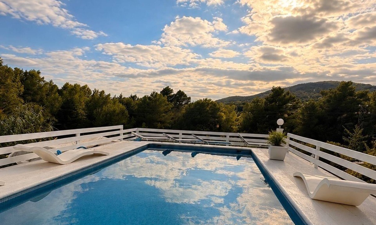 Ibiza Town House | Casa de Nelly is a peaceful villa in Ibiza, just 8 minutes from the airport