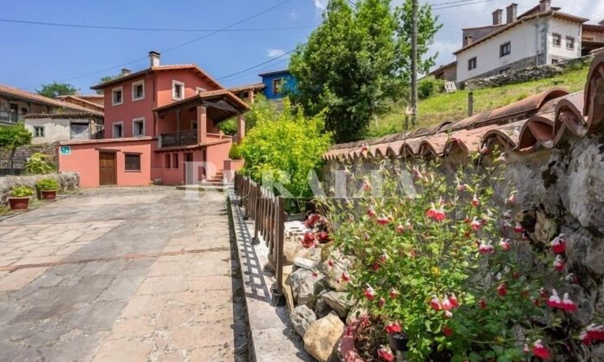 Puente Nuevo House | Casa La Fuente - country house in Vibaño (Llanes) | 4 guests