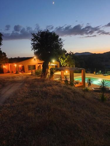 San Vicente de Alcantara House | Casa Rural Arroyo de los Álamos