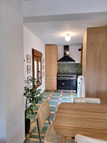 Huerta del Marquesado Apartment | Casa rural El Moral by Fuentelgato
