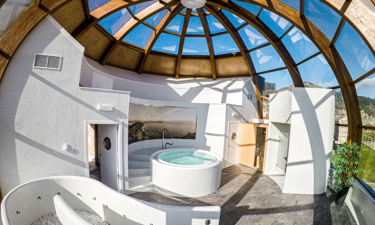 Donon House | Casa Rustica O Facho
