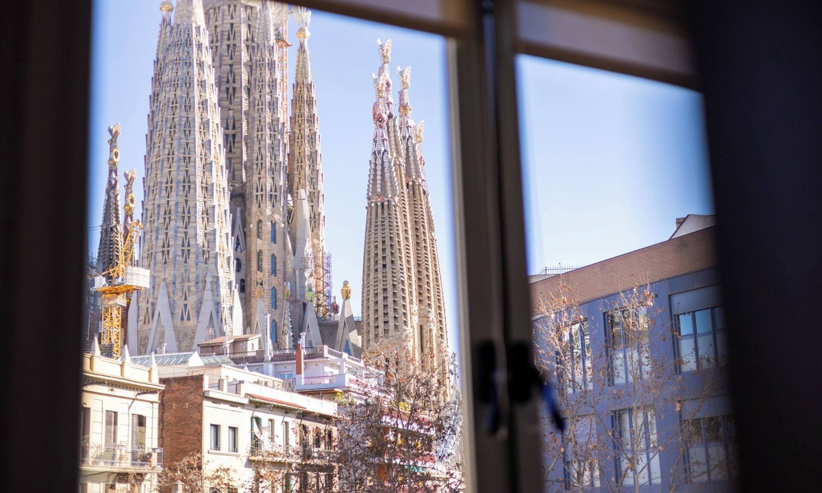 Gracia Apartment | Charm and comfort in the heart of Barcelona