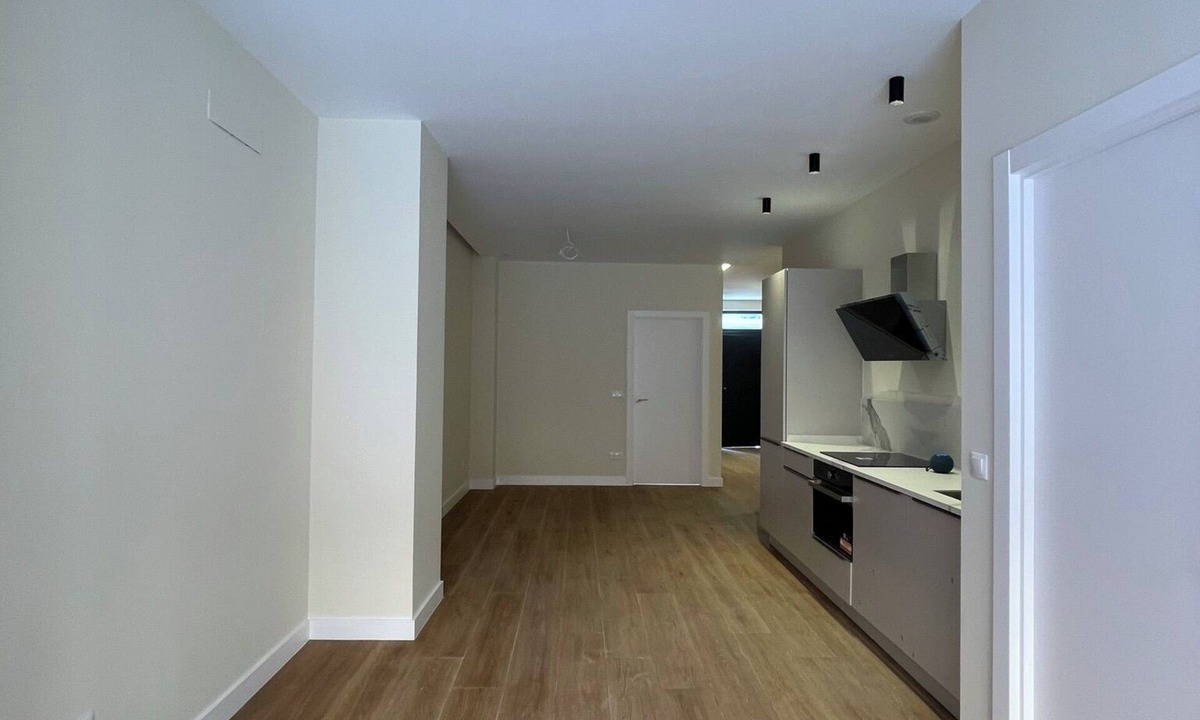 La Petxina Apartment | Charming 2-bedroom apartment with WiFi and AC in nice València