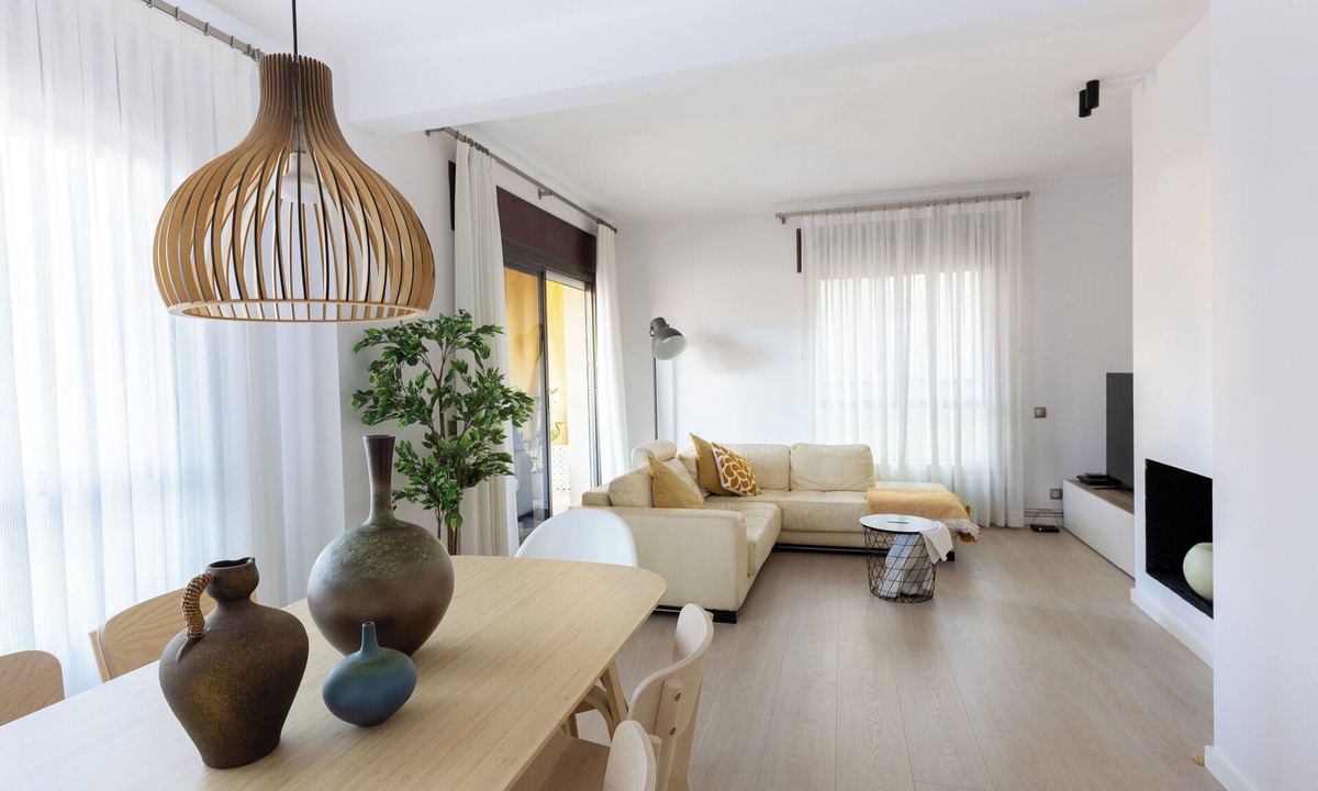 La Maternitat i Sant Ramon Apartment | Charming 4 bedroom apartment close to Camp Nou