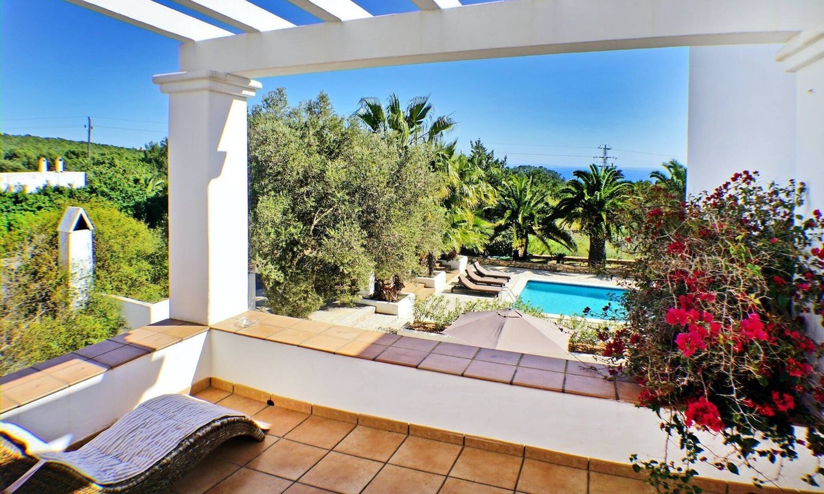 Ibiza Town Villa | Charming rural house in ES Cubells, with views of the countryside and sea