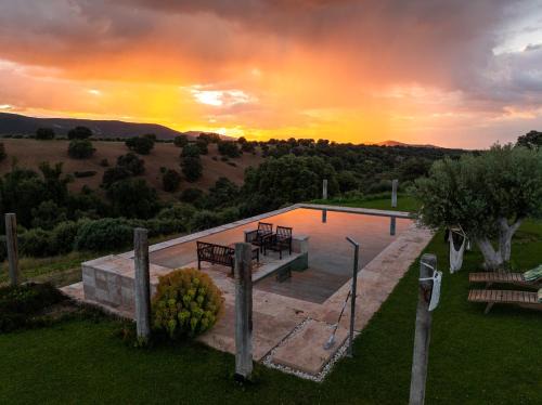 Hontanar House | CORK VALLEY - Pet Friendly & Only Adults