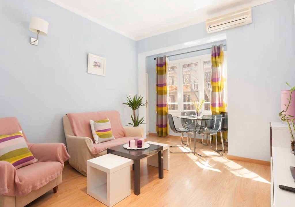 Barcelona Apartment | Cosy apartment close to Sagrada Familia