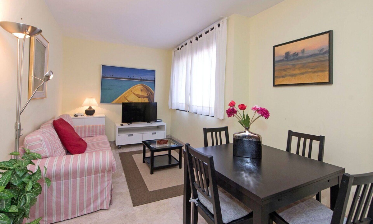 La Vila Olimpica del Poblenou Apartment | Cosy apartment for 3 guests with A/C, WIFI and TV