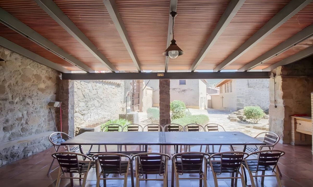 Fresnedilla House | Country House 'El Portalón De Fresnedilla' with Private Pool, Private Terrace and Wi-Fi