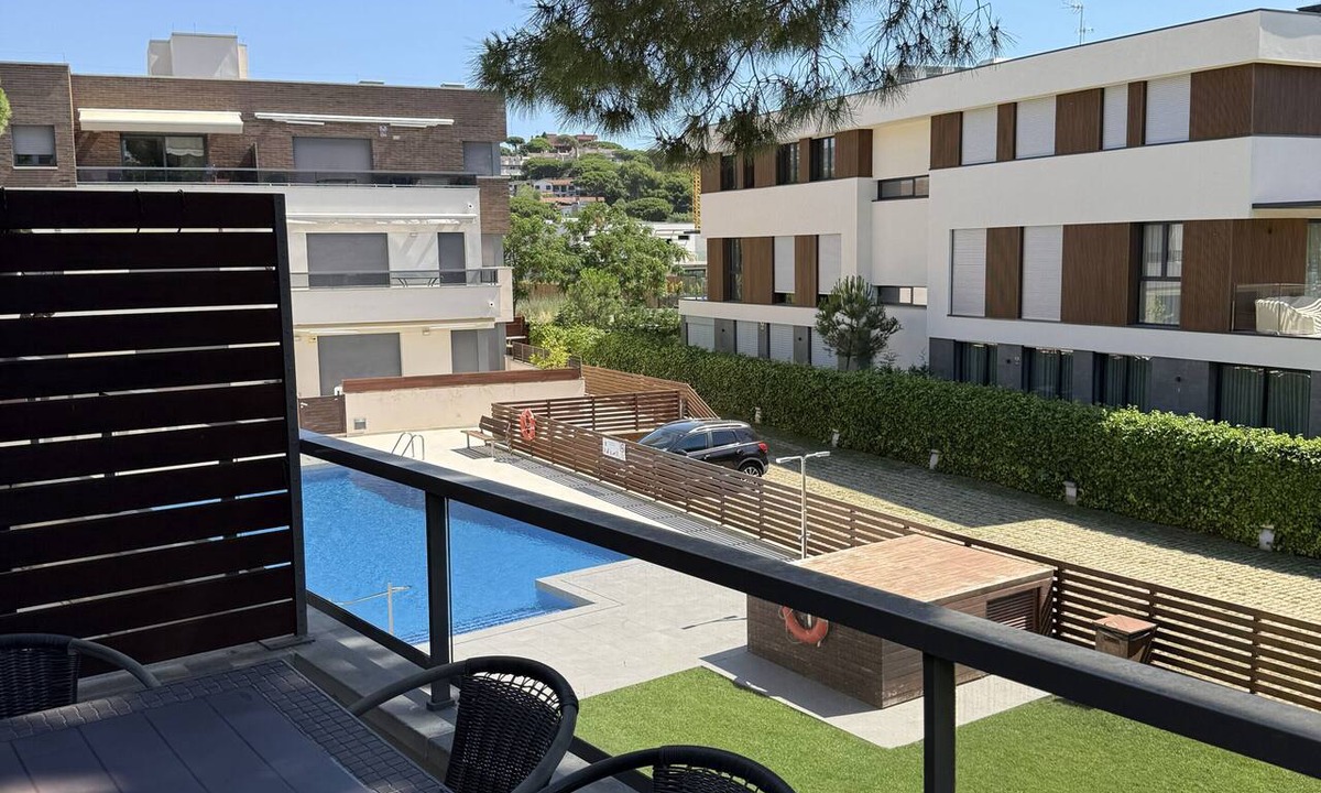 Castell-Platja d'Aro Apartment | Duplex apartment 800 meters from the beach, in a high-end residential complex, in a quiet area