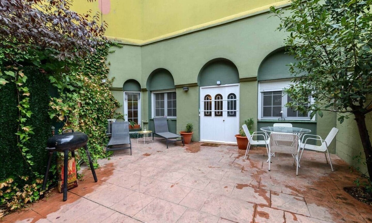 San Sebastian de los Reyes House | Tranquillity Near Madrid and the Airport