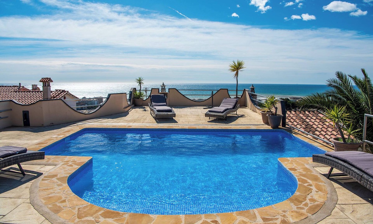 Santa Susanna Villa | Family villa with heated pool and panoramic sea views