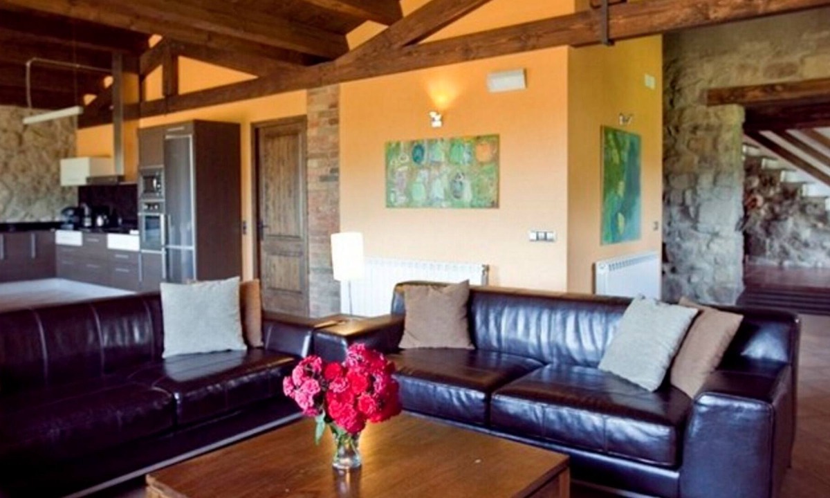 Sagas Cottage | Fantastic Casamira rural house