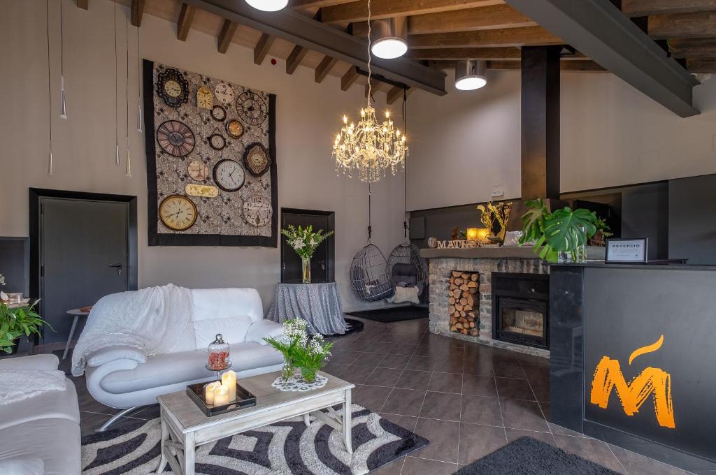 Bellver de Cerdanya House | Fonda Matía