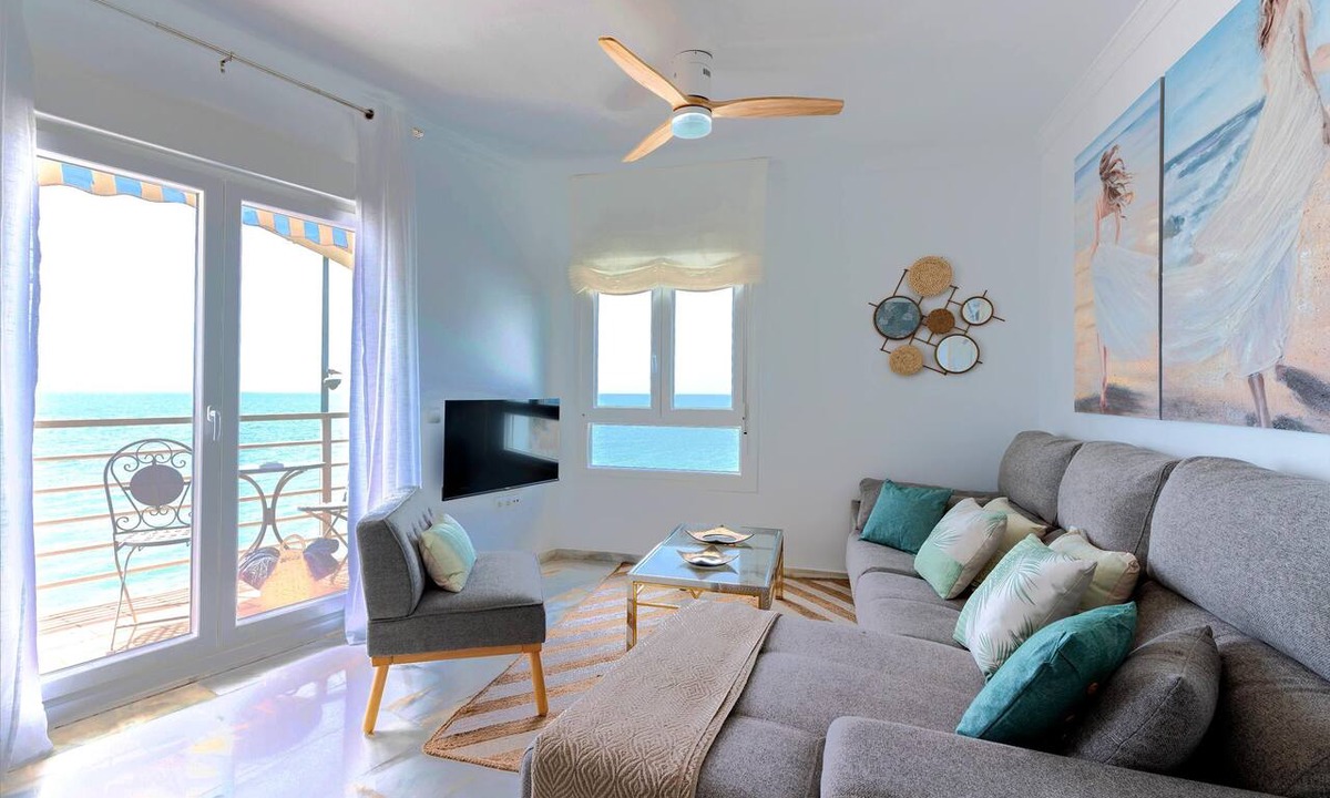 Cadiz Apartment | Genteel Home Victoria