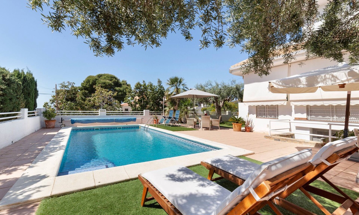 La Azohia Apartment | Ground Floor (-1) Apartment in Chalet with Pool (Near the Beach)