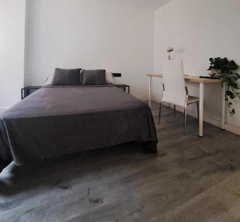 Premia de Mar House | Habitación Doble en piso compartido