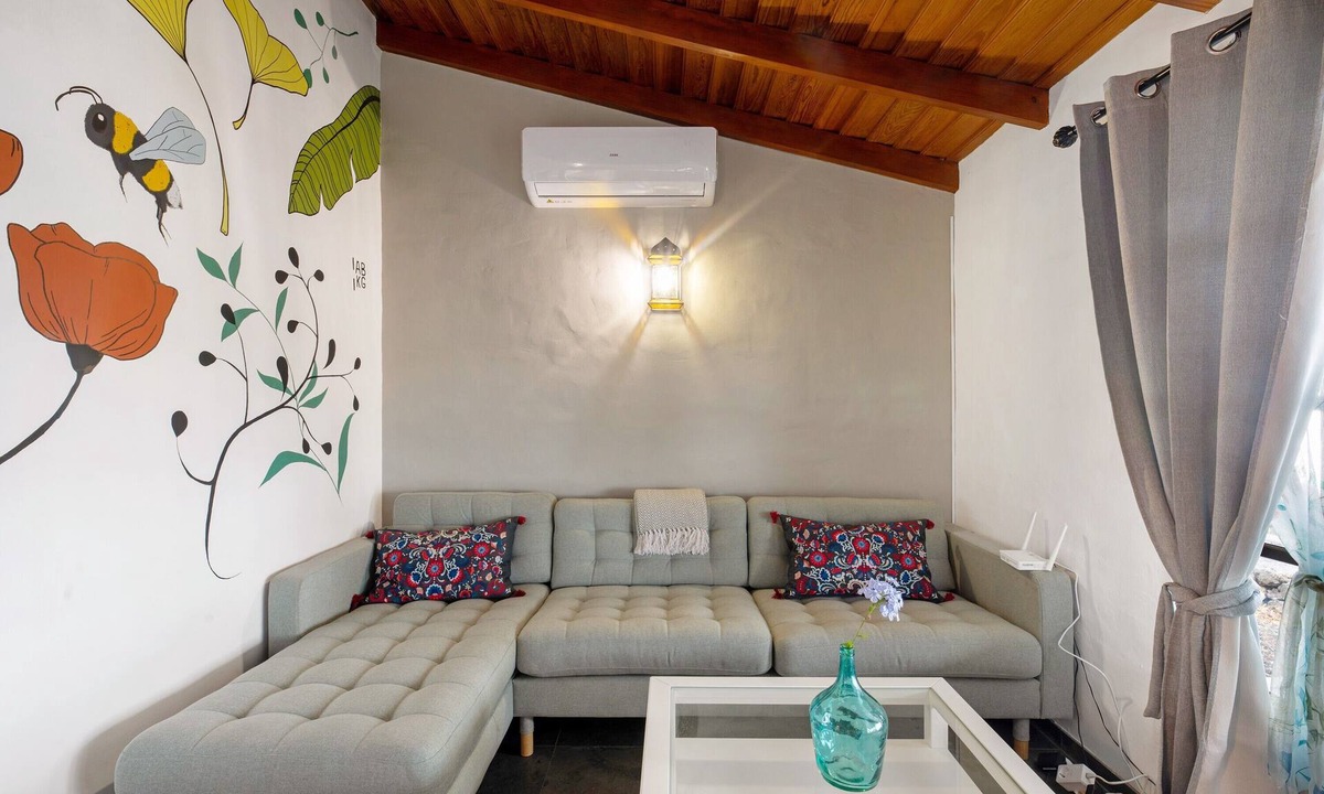 Las Manchas House | Holiday Home 'El Mirador Del Atlántico' with Sea View, Wi-Fi and Air Conditioning