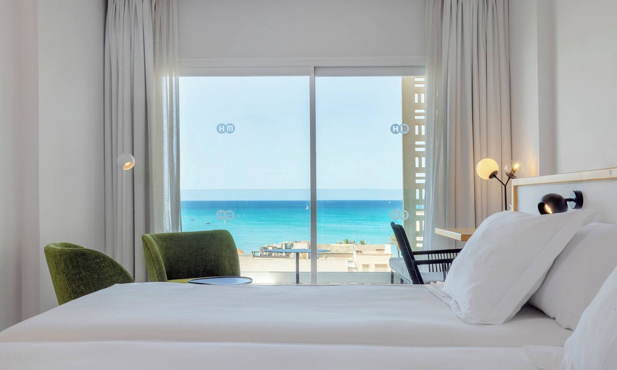 Ses Cadenes Hotel | Hotel HM Ayron Park – Adults Only