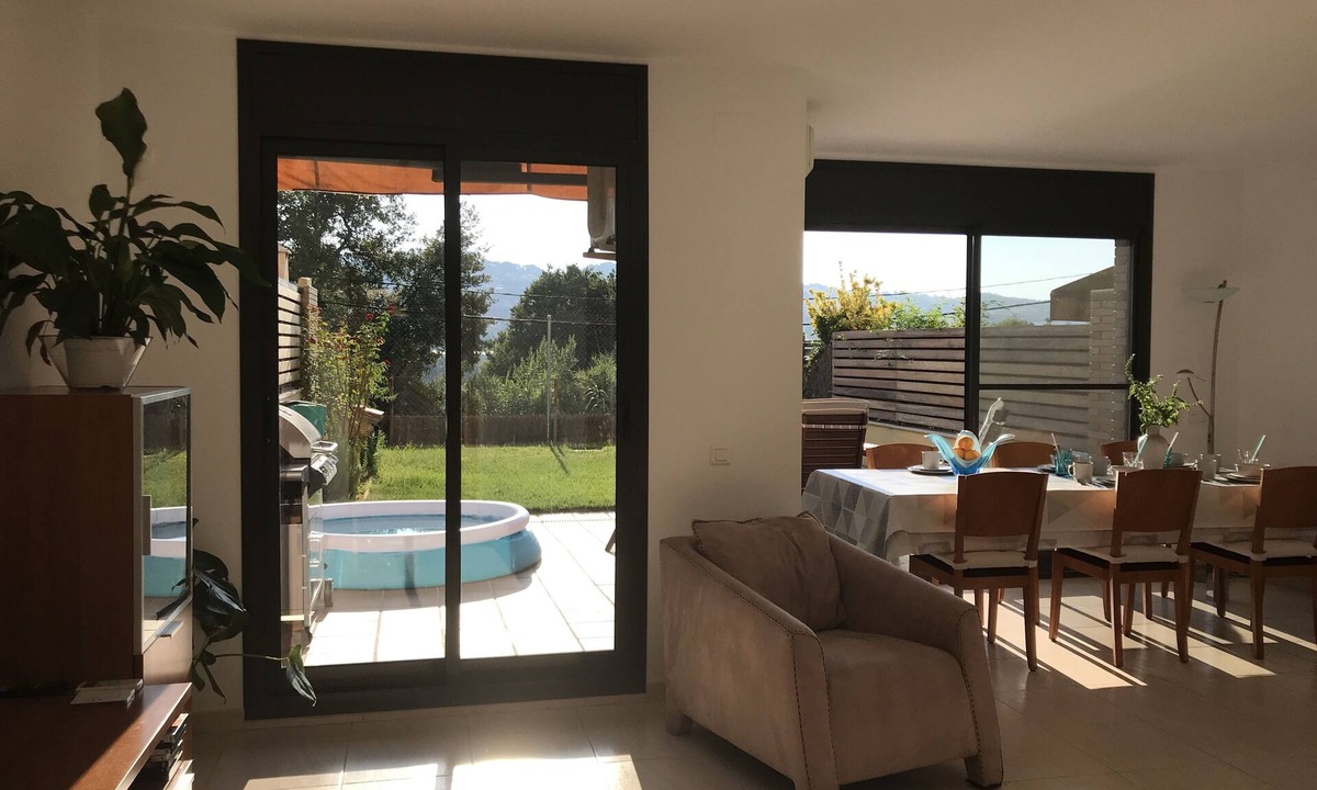 Abrera House | House for 8-9 people 25 min from Barcelona, Montserrat, Sitges, Penedes.