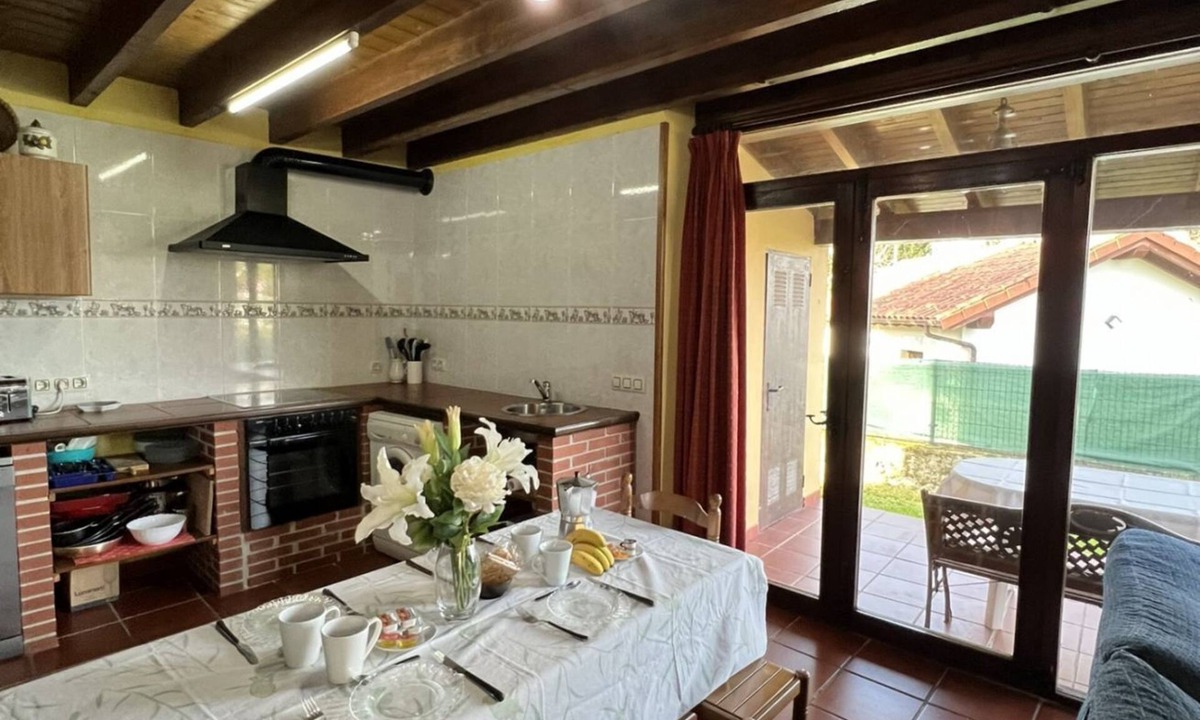 Llames de Pria Ski Chalet | House for 8 Bufones de Pría