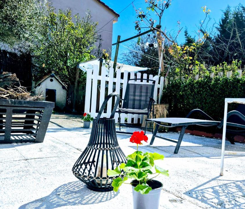 Zizur Mayor Hostel | Ideal rest day on the camino Bed in mixed room of 4