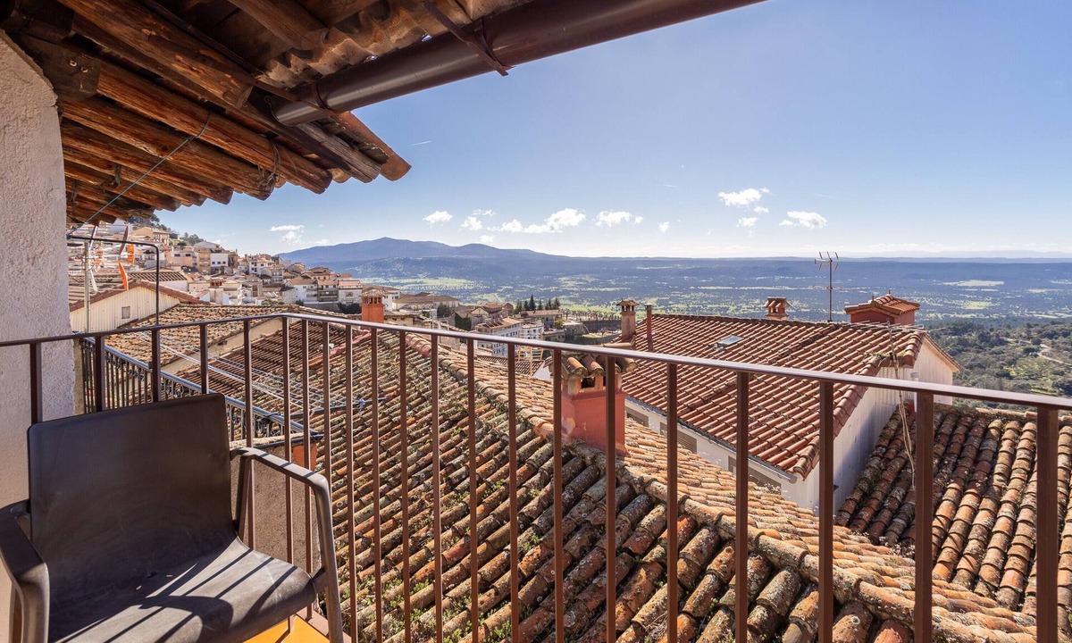 Pedro Bernardo House | La Casita Del Portal — Sierra de Gredos Retreat with Mountain Views