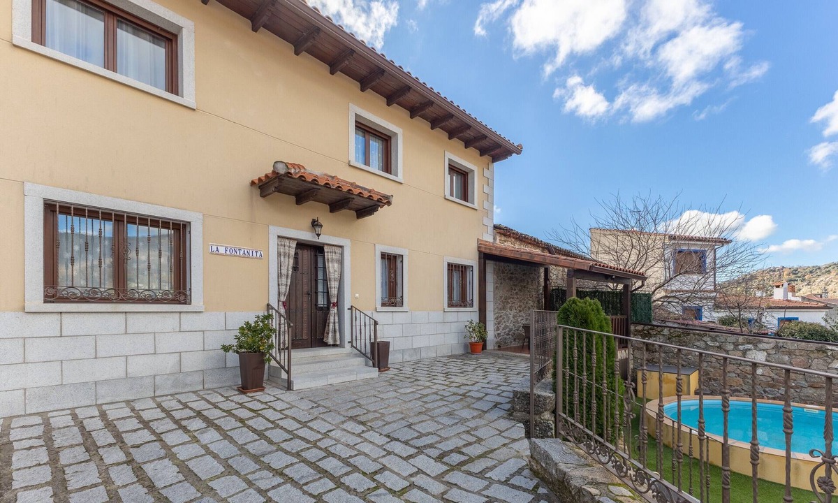 El Real de San Vicente House | La Fontanita Country House — 5 Bedrooms, Private Pool, Sierra de San Vicente, Toledo