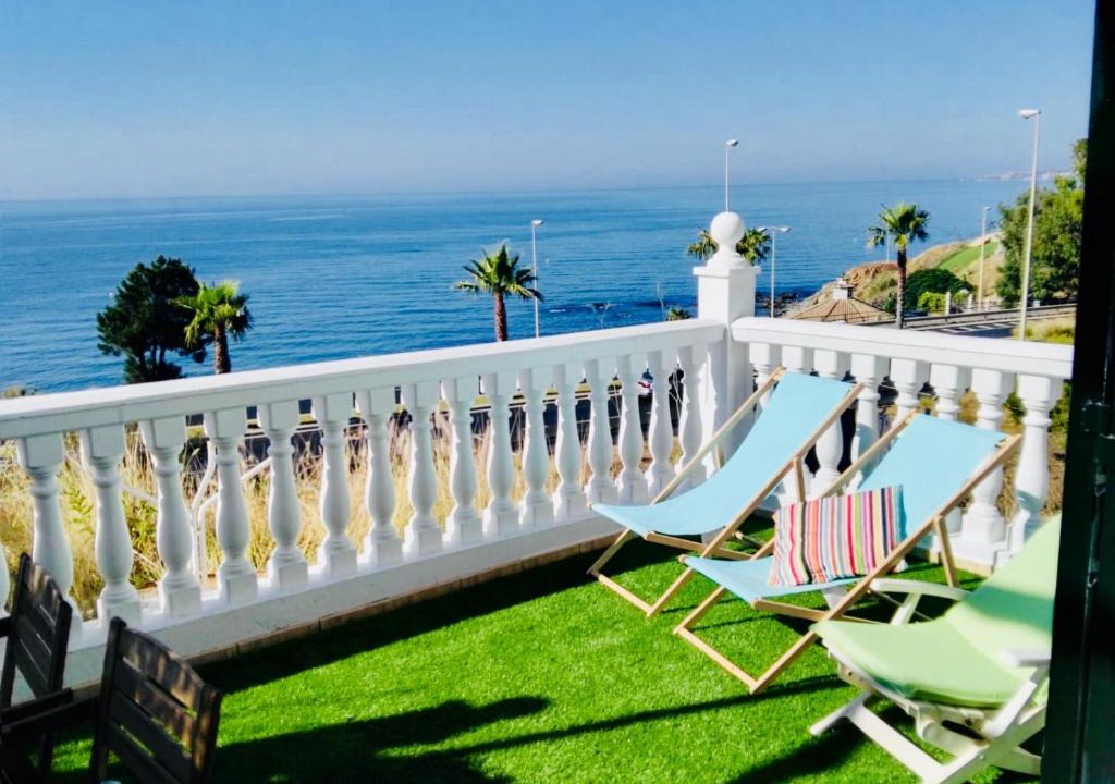 Benalmadena Costa House | La Perla Beachfront