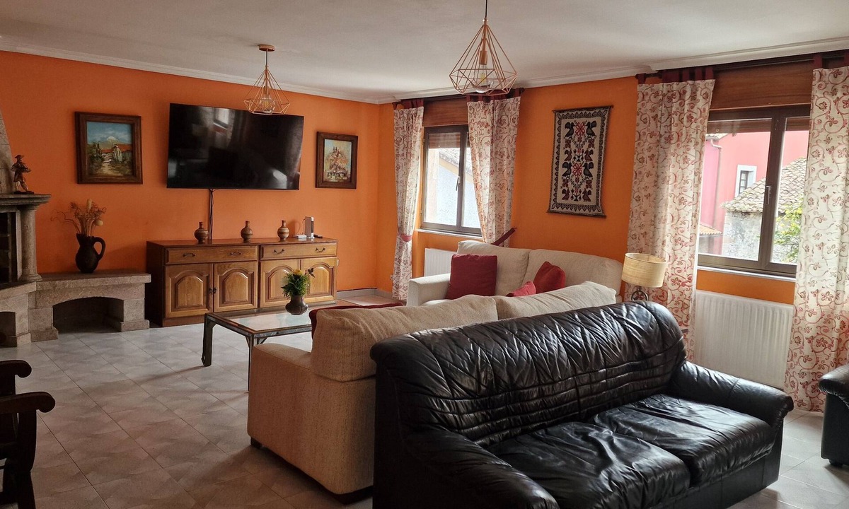 Llanes House | Large Holiday Home in Llanes for 10–18 Guests near the Beach