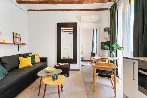 Barceloneta Apartment | Lodging Apartments Almirall Beach 41