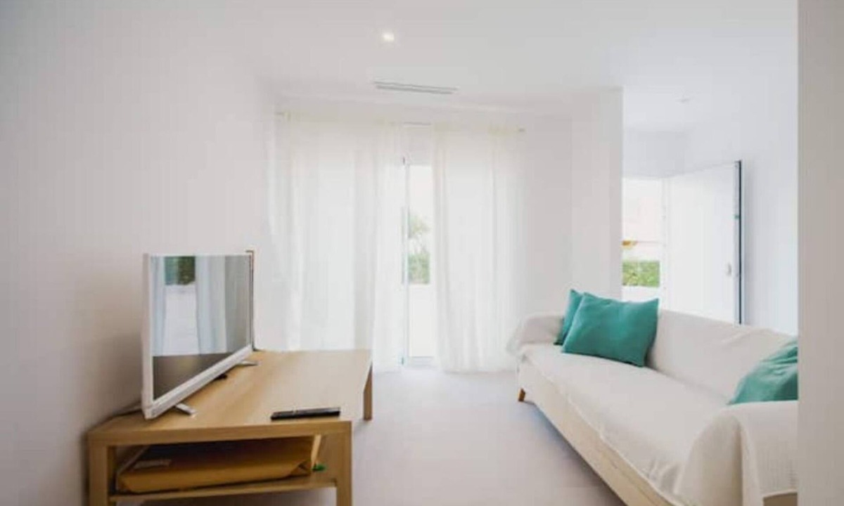 Figueretas Apartment | NEW 3/2 across from the Beach!
